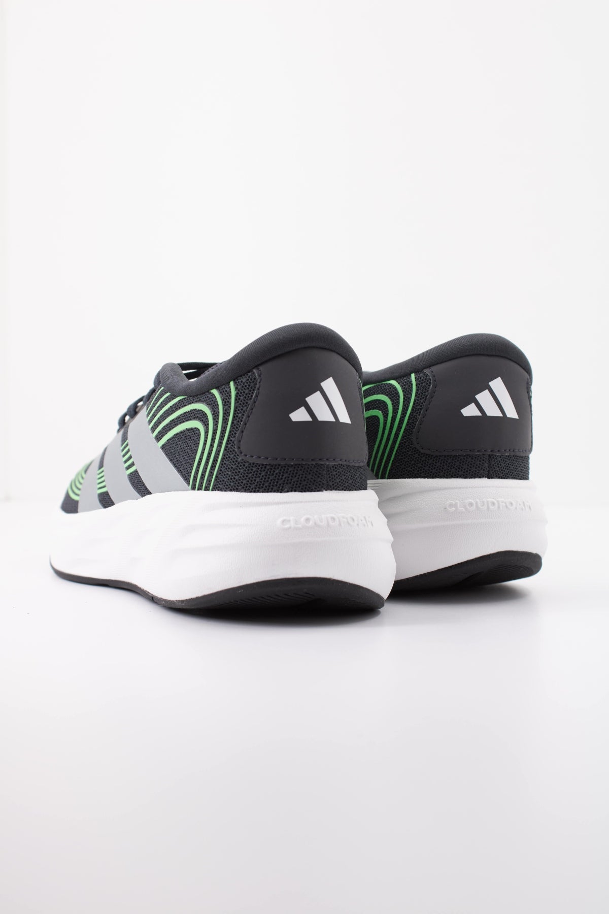 ADIDAS GALAXY  J en color NEGRO  (4)