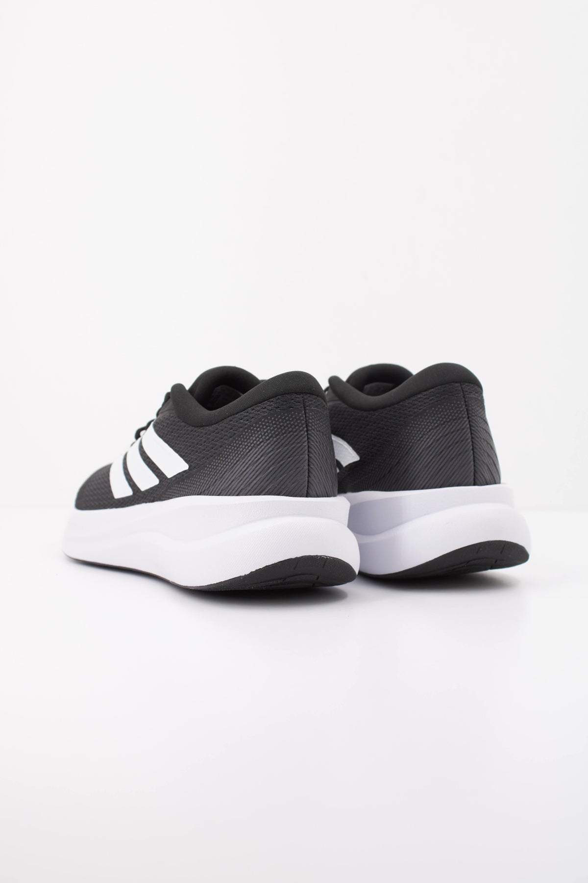 ADIDAS IH RUNFALCON  en color NEGRO  (4)