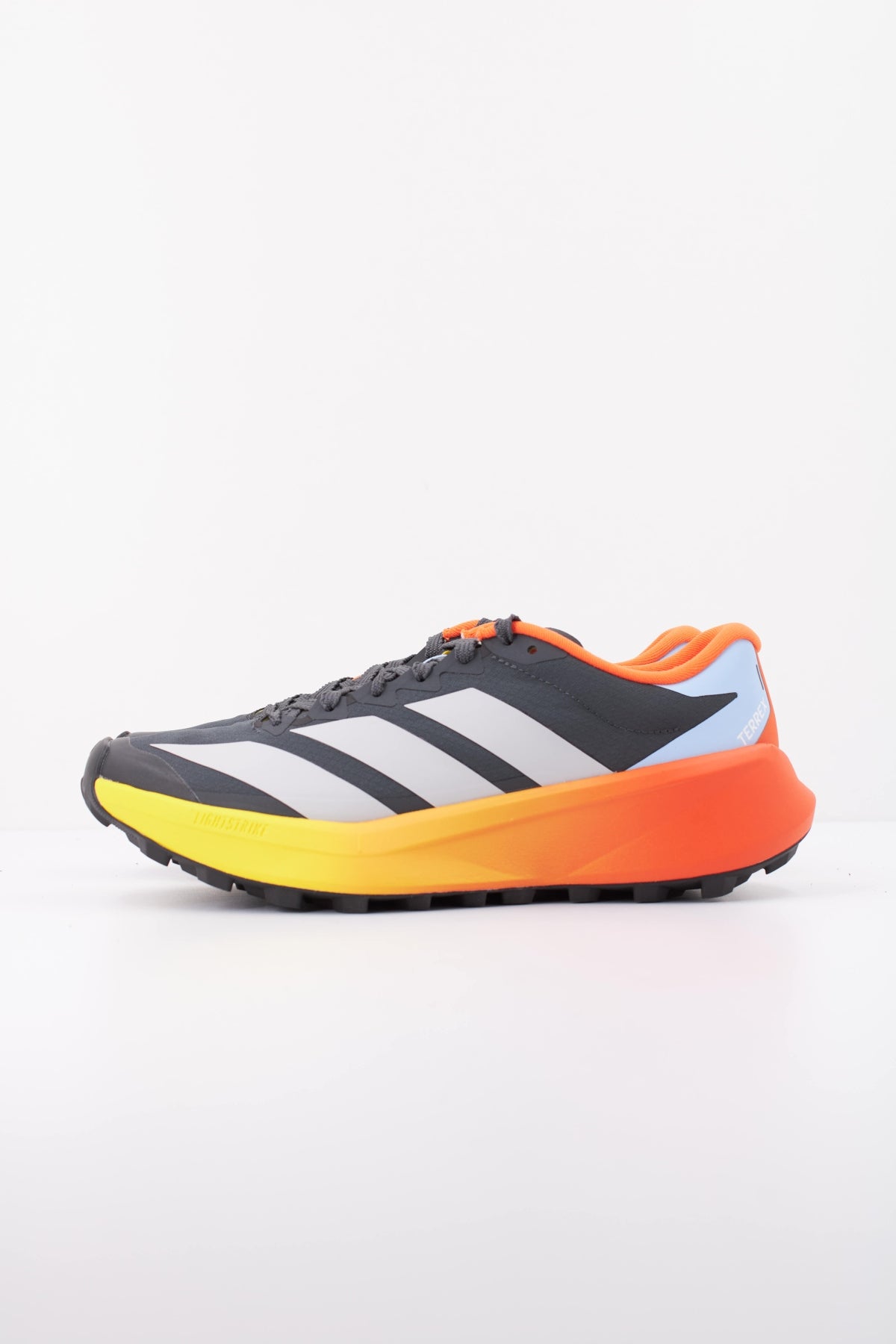 ADIDAS TERREX AGRAVIC  W en color GRIS  (1)