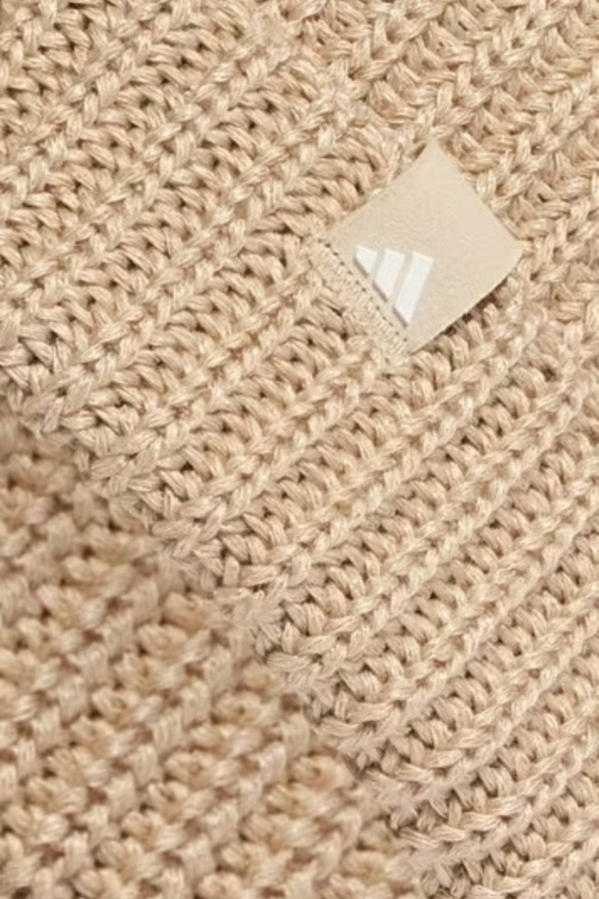ADIDAS KT GLOW BEANIE en color   (3)
