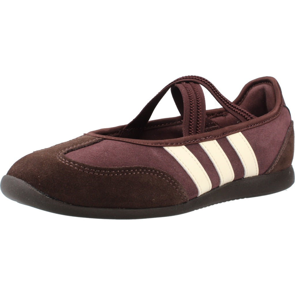 ADIDAS KJ  en color MARRON  (1)