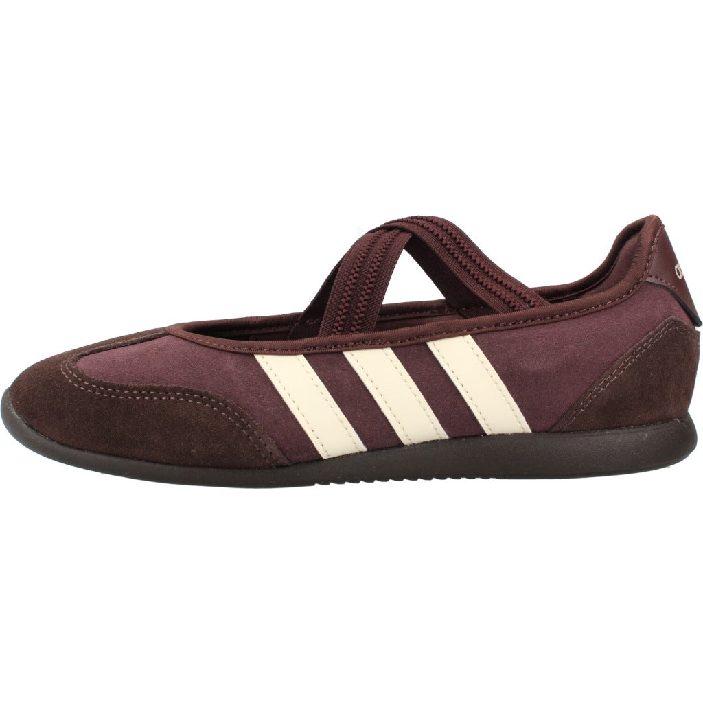 ADIDAS KJ  en color MARRON  (2)