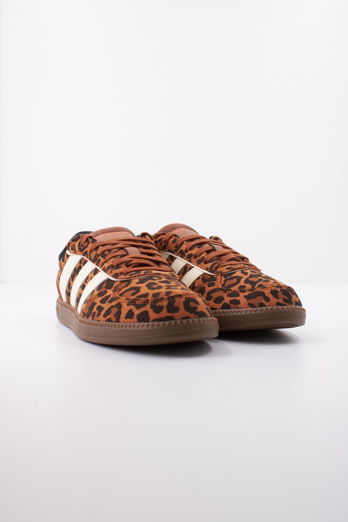ADIDAS BREAKNET SLEEK en color ANIMAL PRINT  (2)