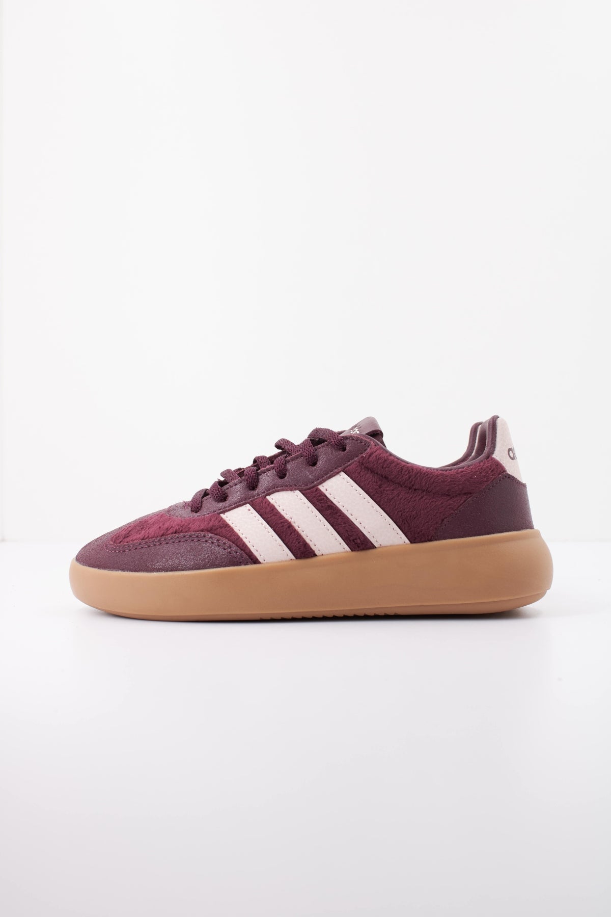 ADIDAS BARREDA DECODE LUX en color BURDEOS  (1)
