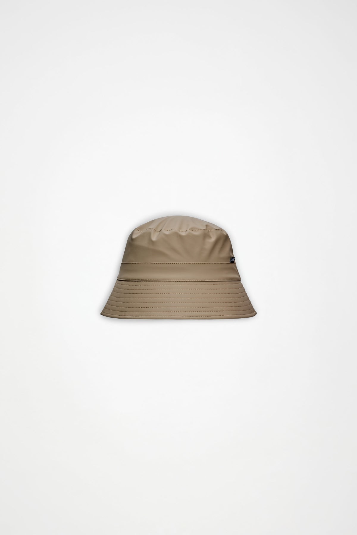 RAINS R BUCKET HAT W en color BEIS  (1)