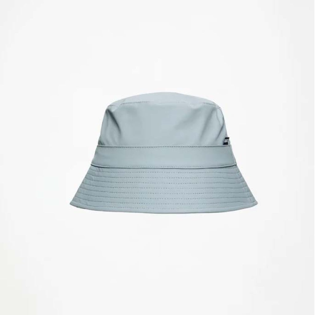 RAINS BUCKET HAT en color GRIS  (4)