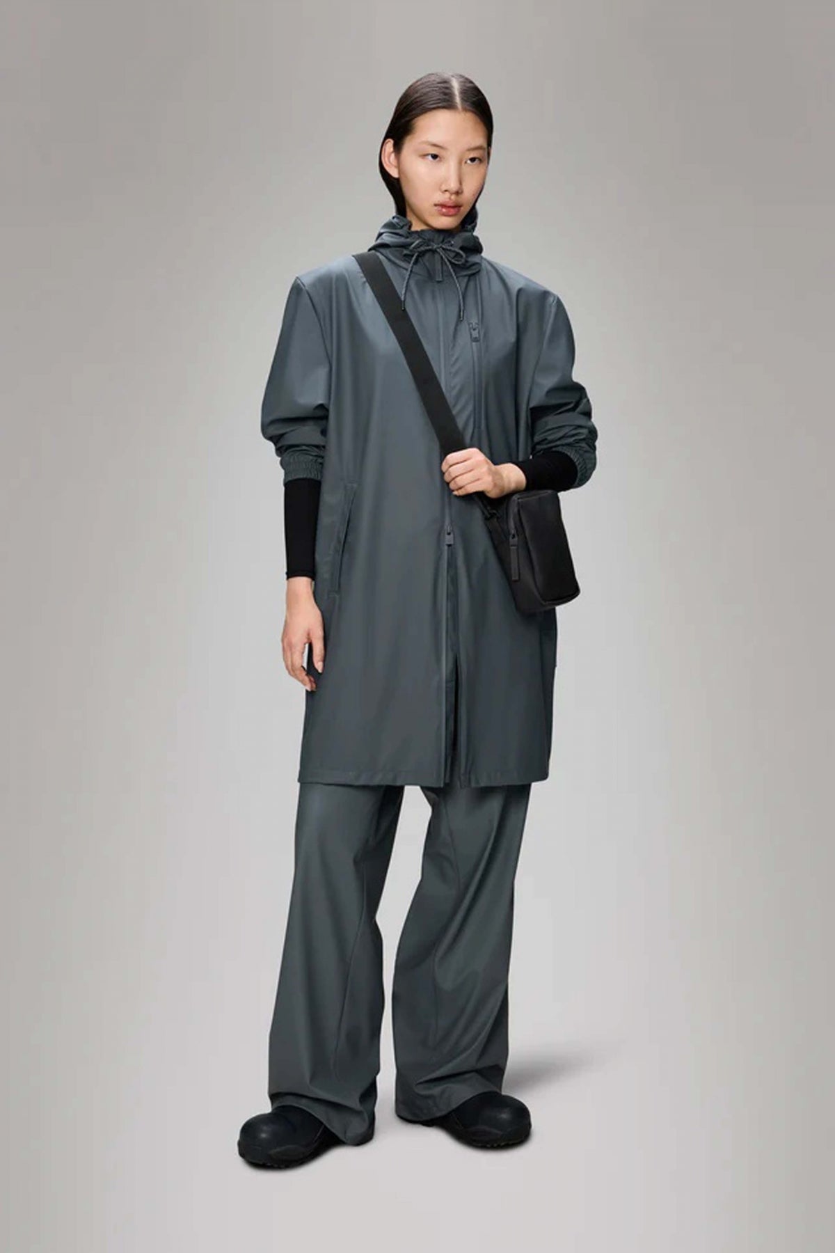 RAINS LONG STROM BREAKER W en color AZUL  (4)