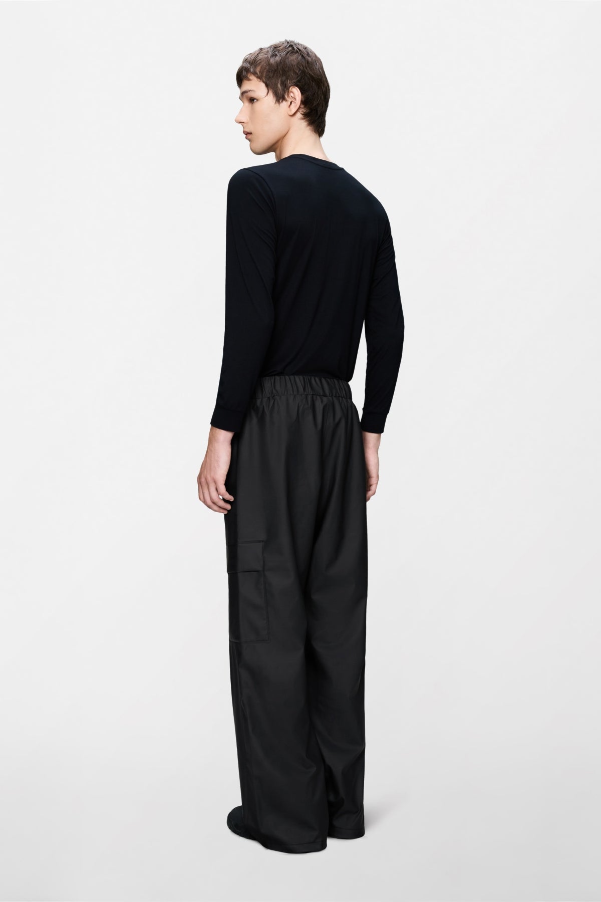 RAINS R CARGO RAIN PANTS WIDE W en color NEGRO  (2)