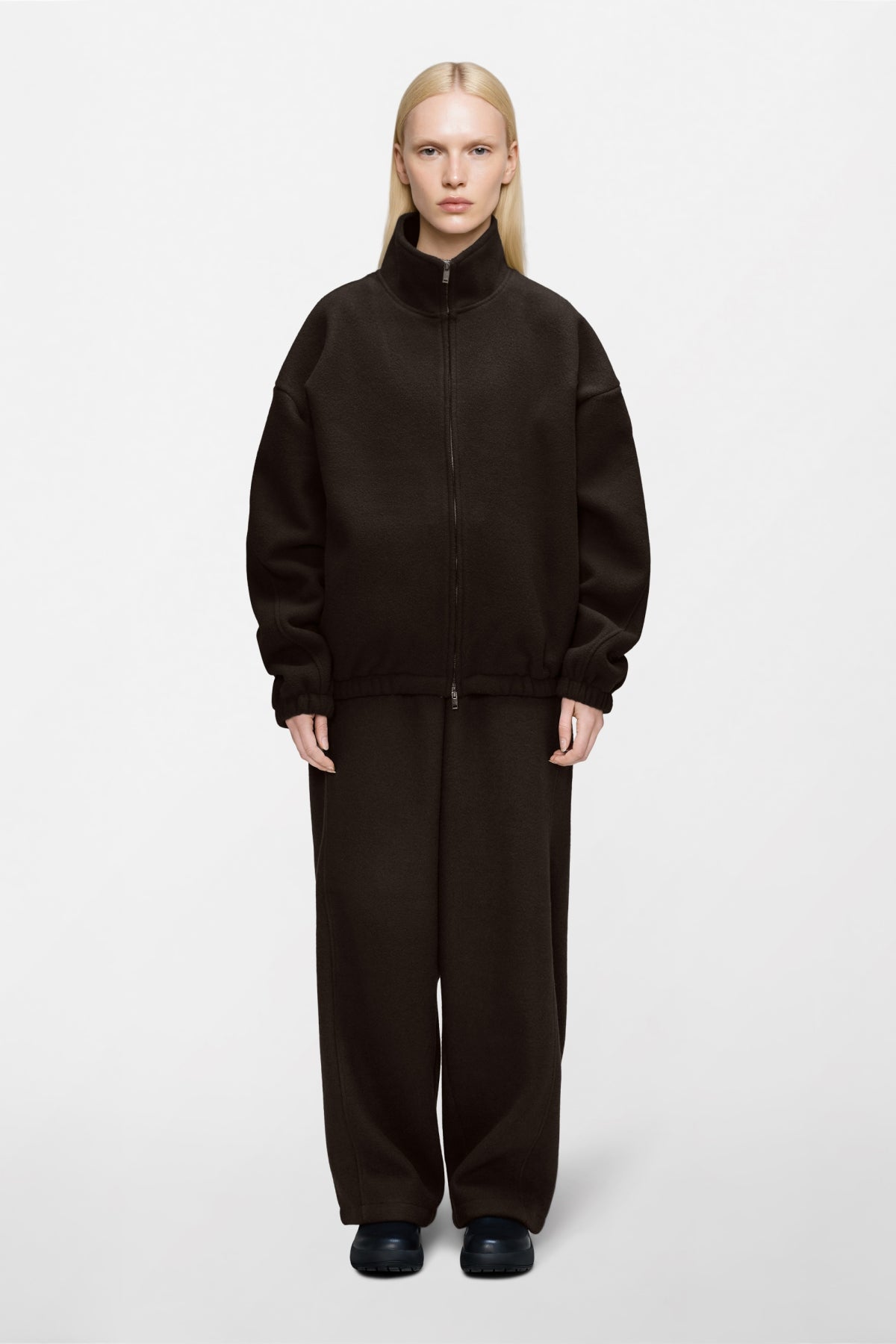 RAINS R FLEECE ZIP JACKET en color NEGRO  (1)