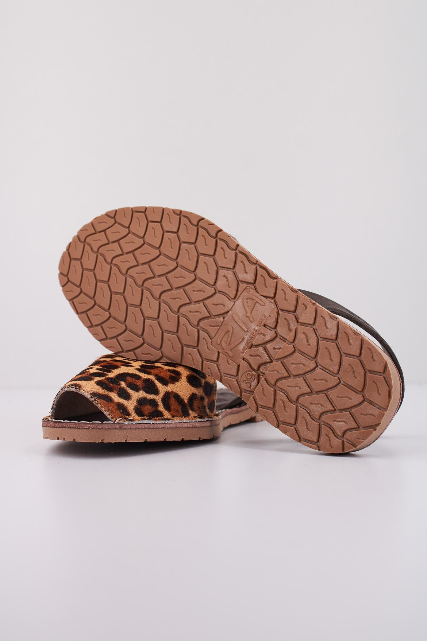 RIA MENORCA  T en color ANIMAL PRINT  (5)