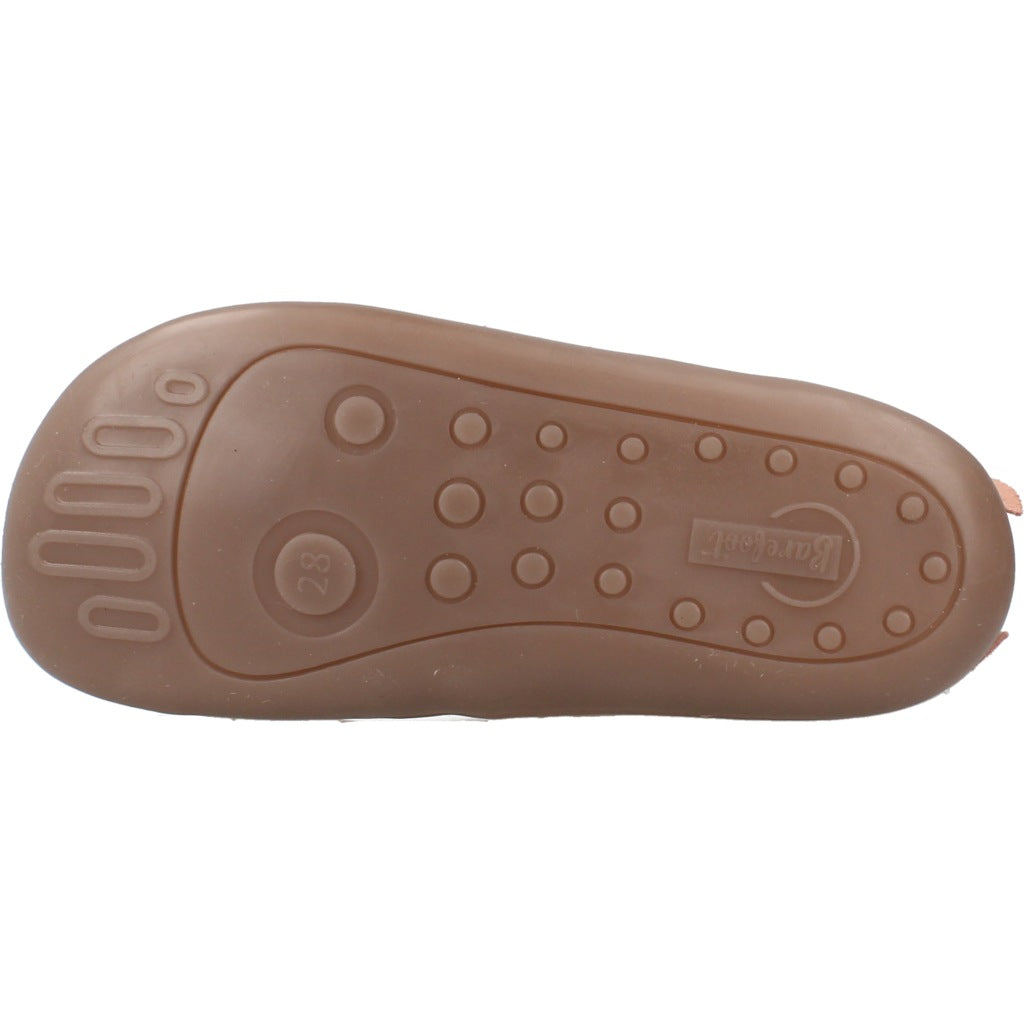 CHETTO BOTIN BAREFOOT DE PIEL CON LAZO en color ROSA  (6)