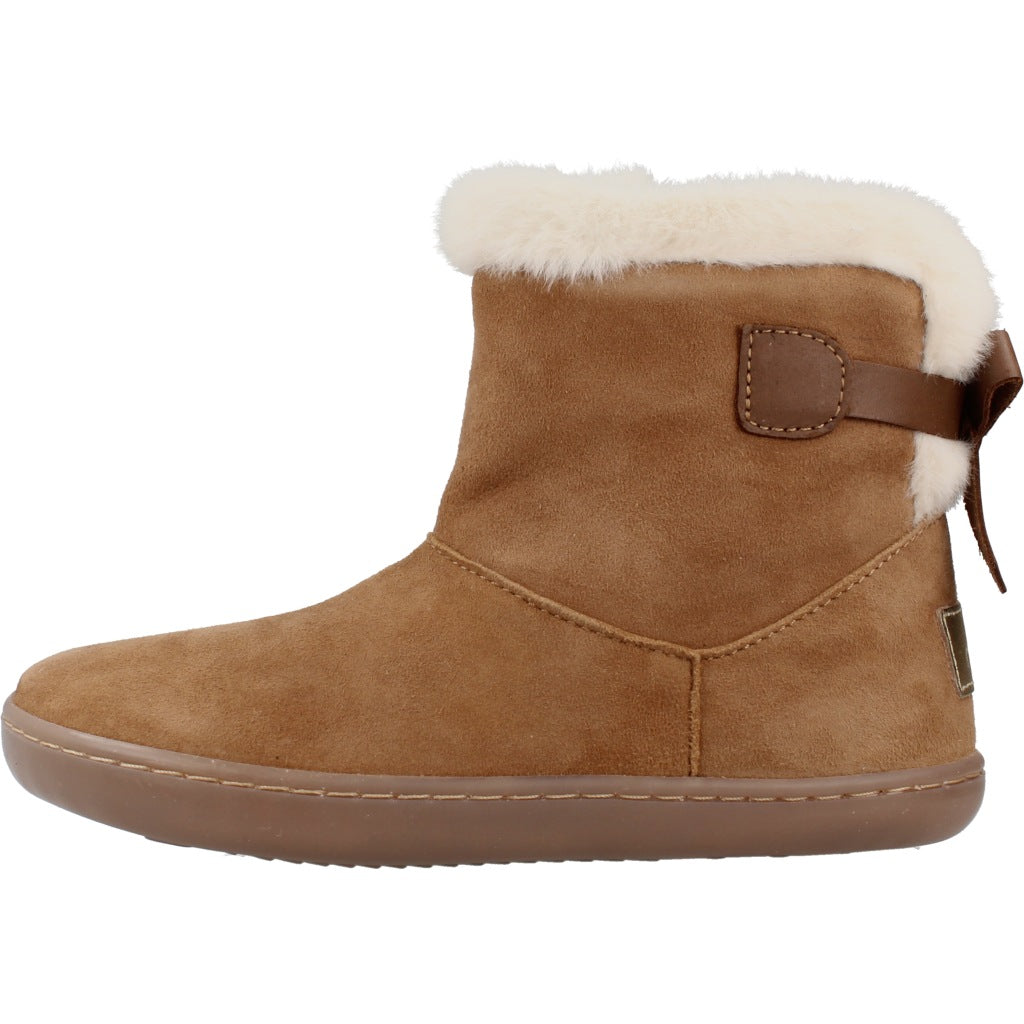 CHETTO BOTIN BAREFOOT DE PIEL CON LAZO en color MARRON CLARO  (2)