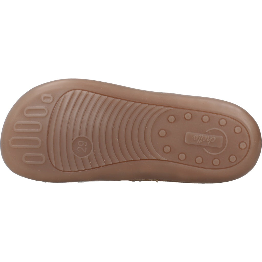 CHETTO BOTIN BAREFOOT DE PIEL CON LAZO en color MARRON CLARO  (6)
