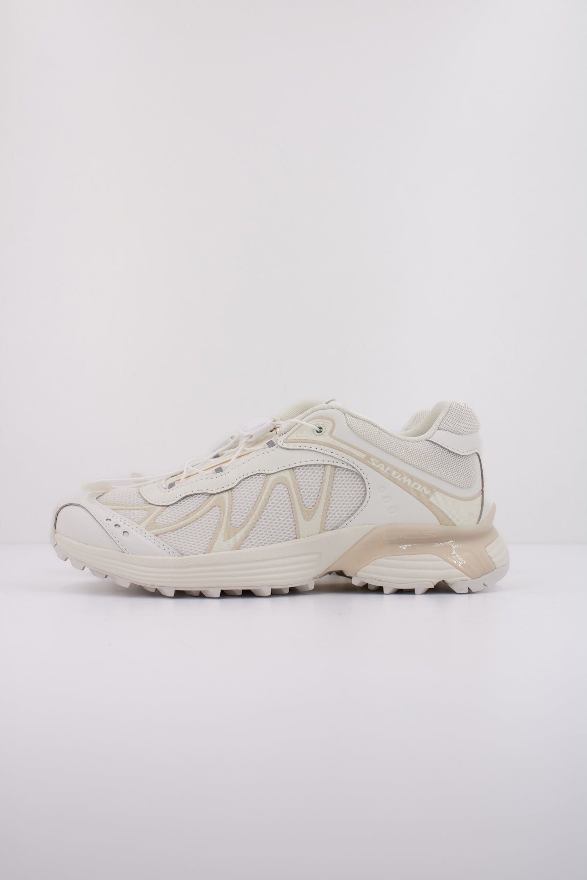 SALOMON XT WHISPER en color BLANCO  (1)