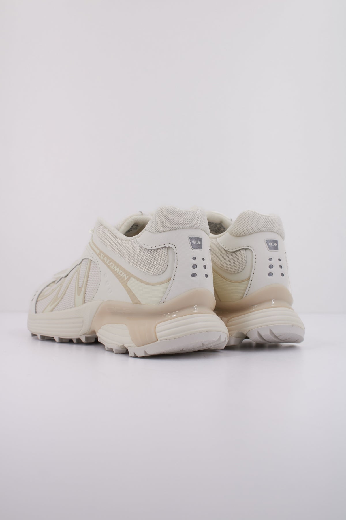 SALOMON XT WHISPER en color BLANCO  (4)