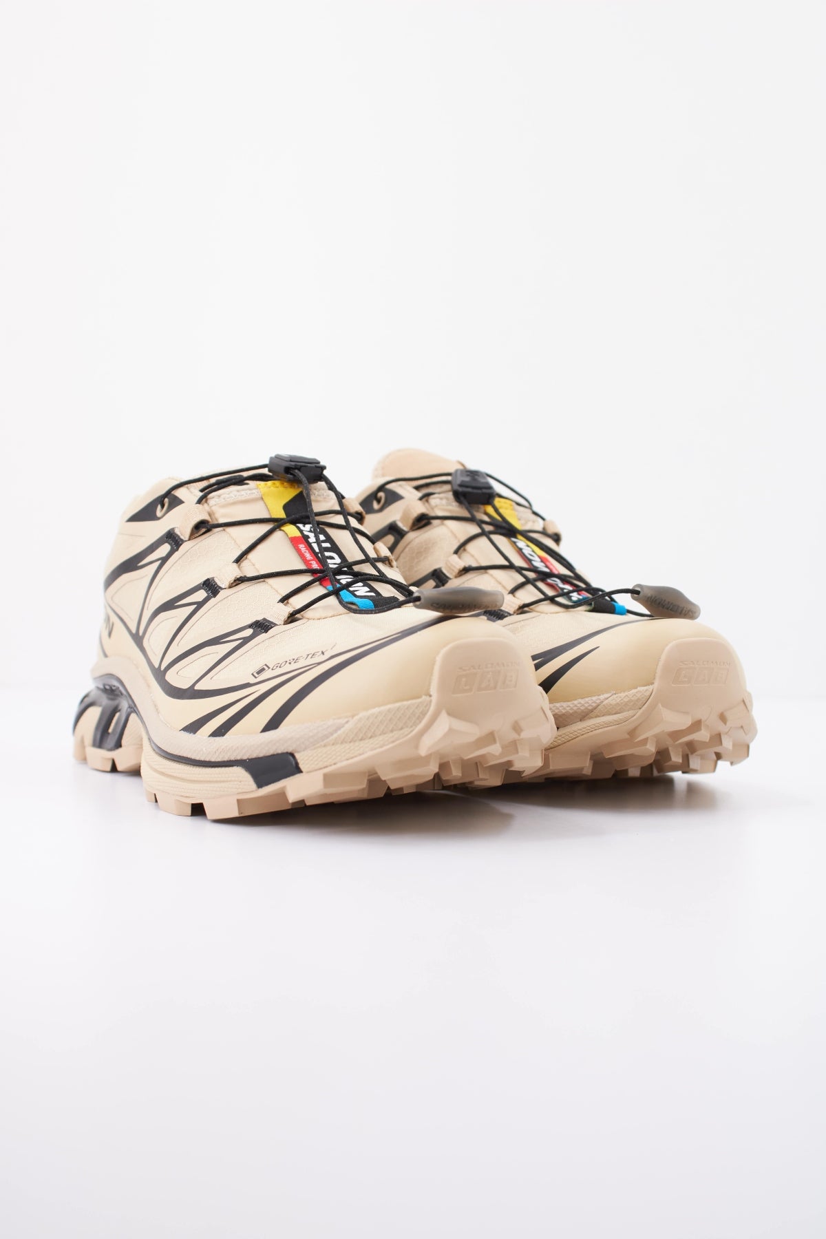 SALOMON L  en color BEIS  (2)