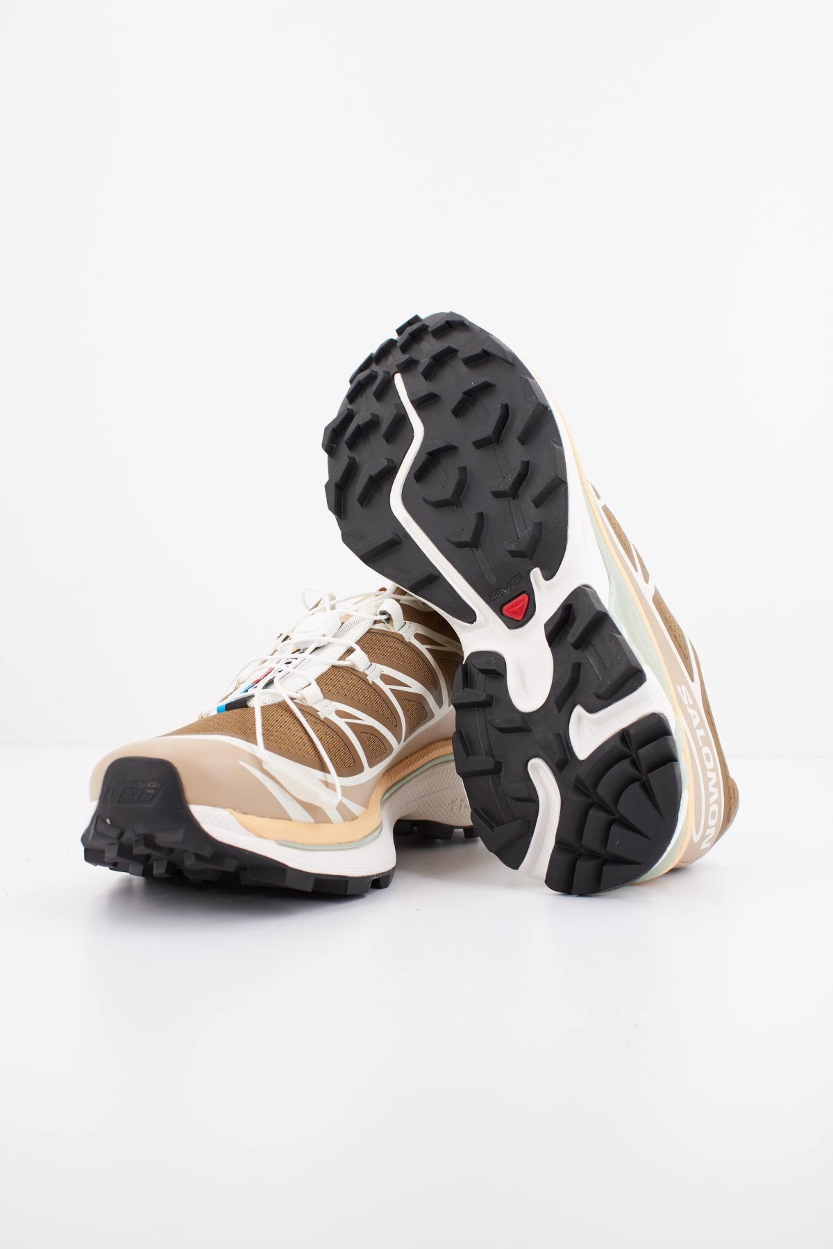 SALOMON XT  en color MARRON  (5)