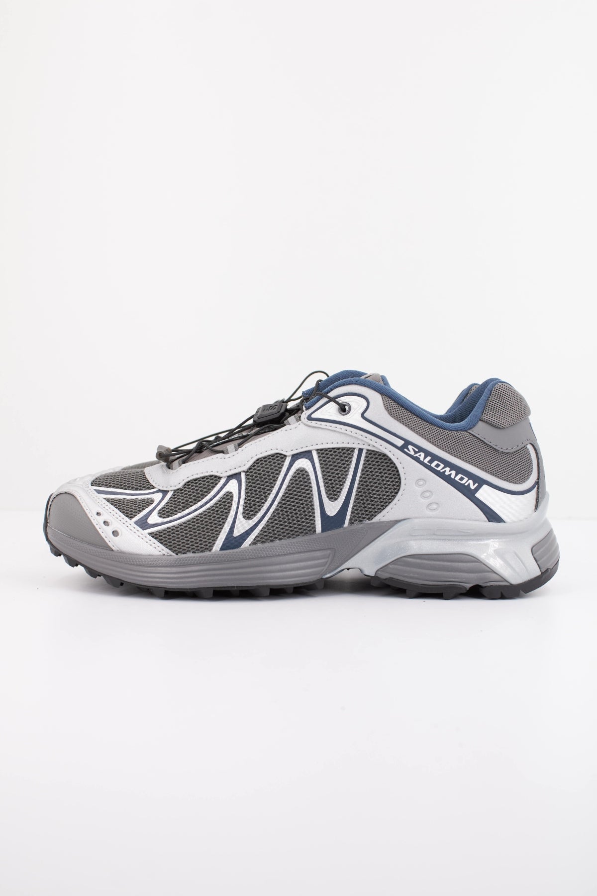 SALOMON XT WHISPER en color GRIS  (1)