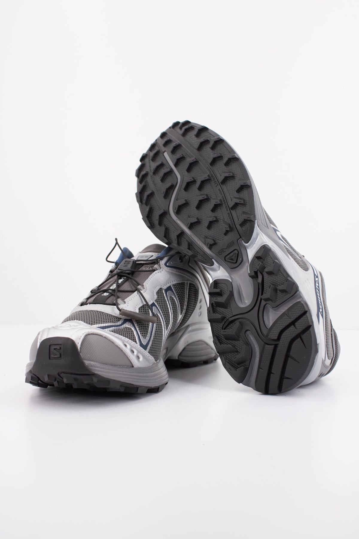 SALOMON XT WHISPER en color GRIS  (5)