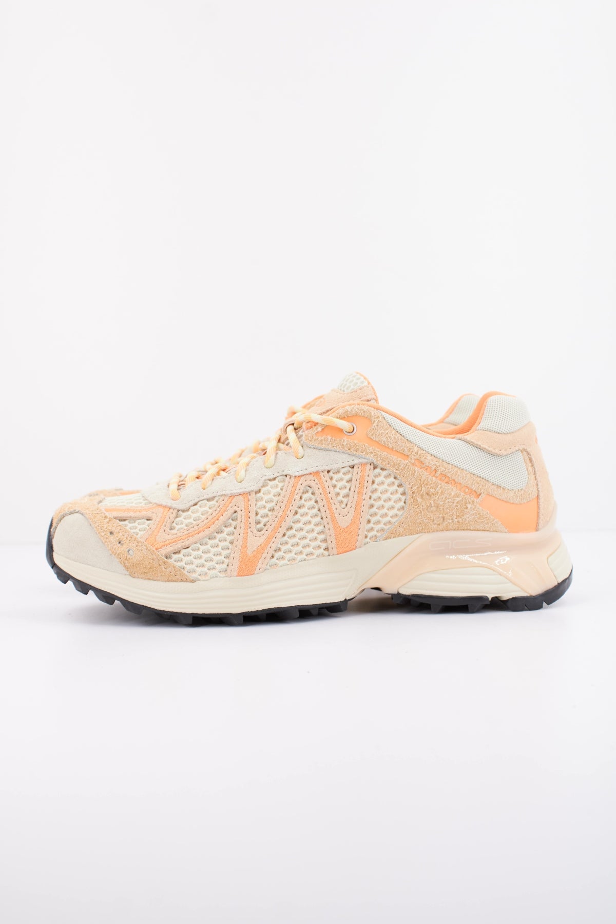 SALOMON XT WHISPER E en color NARANJA  (1)