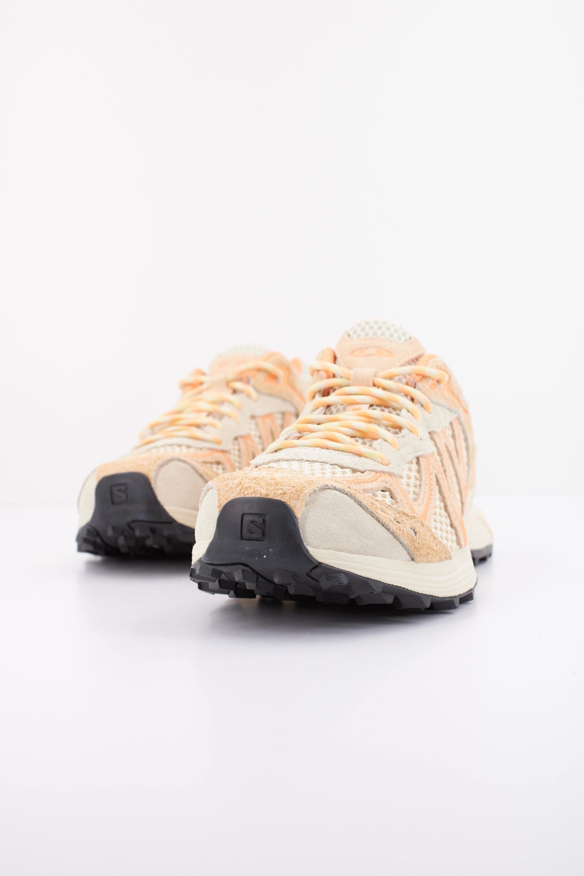 SALOMON XT WHISPER E en color NARANJA  (2)