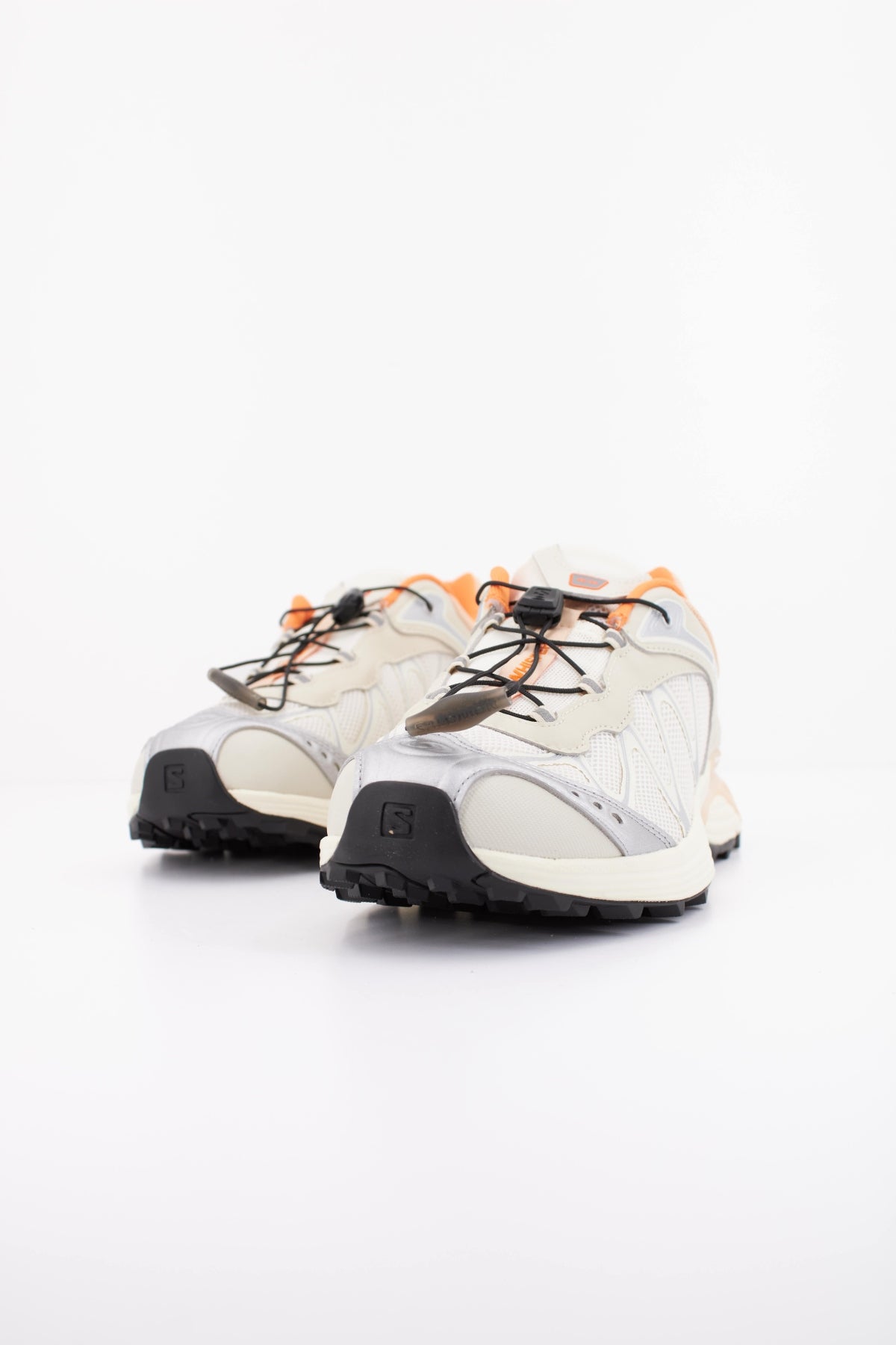 SALOMON XT WHISPER en color BLANCO  (2)