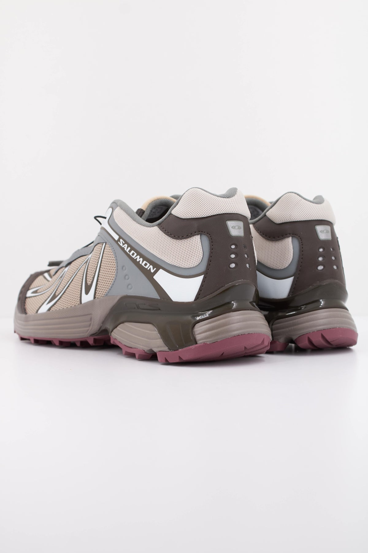 SALOMON XT WHISPER en color MARRON  (4)