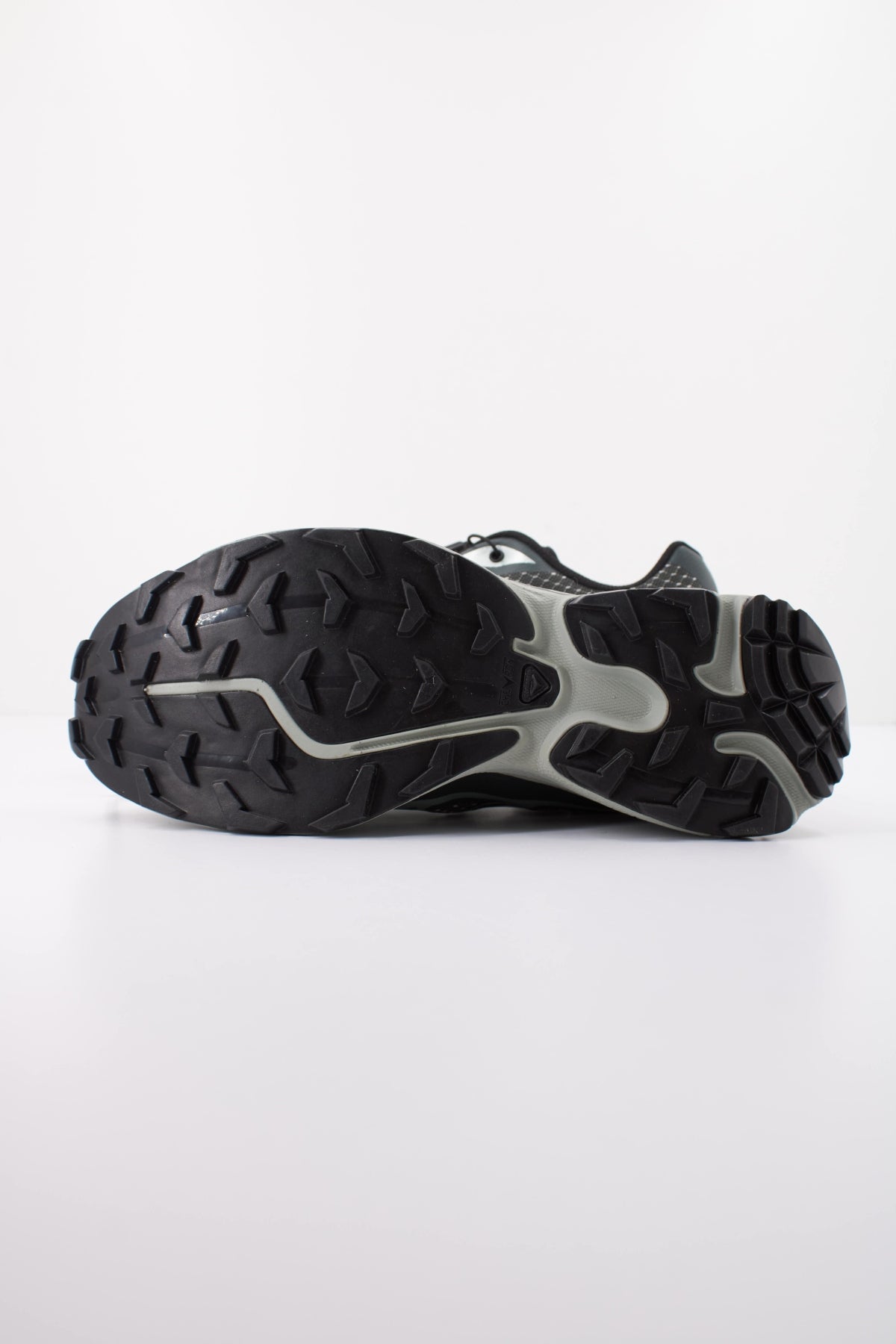 SALOMON XT  STEEL STREETS en color VERDE  (5)
