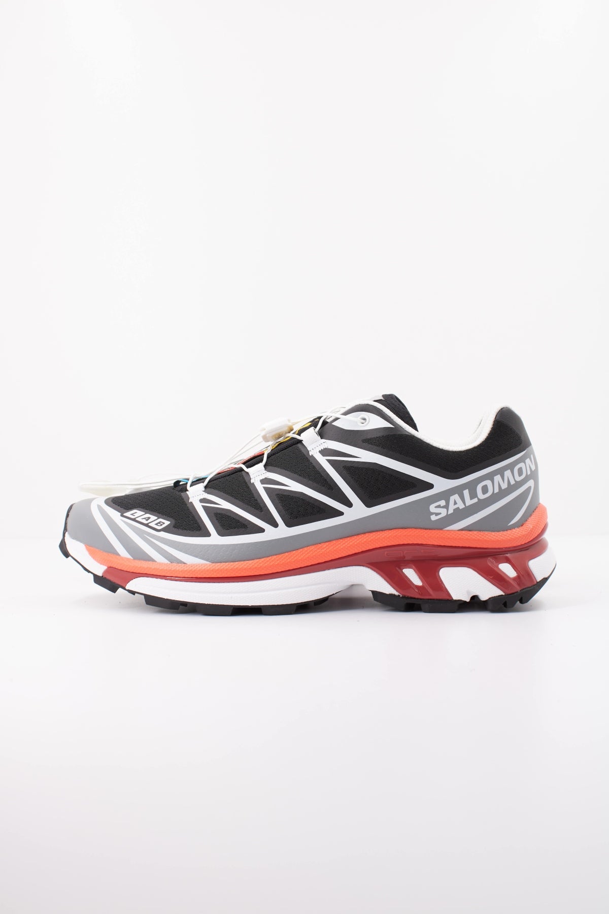 SALOMON XT  en color NEGRO  (1)