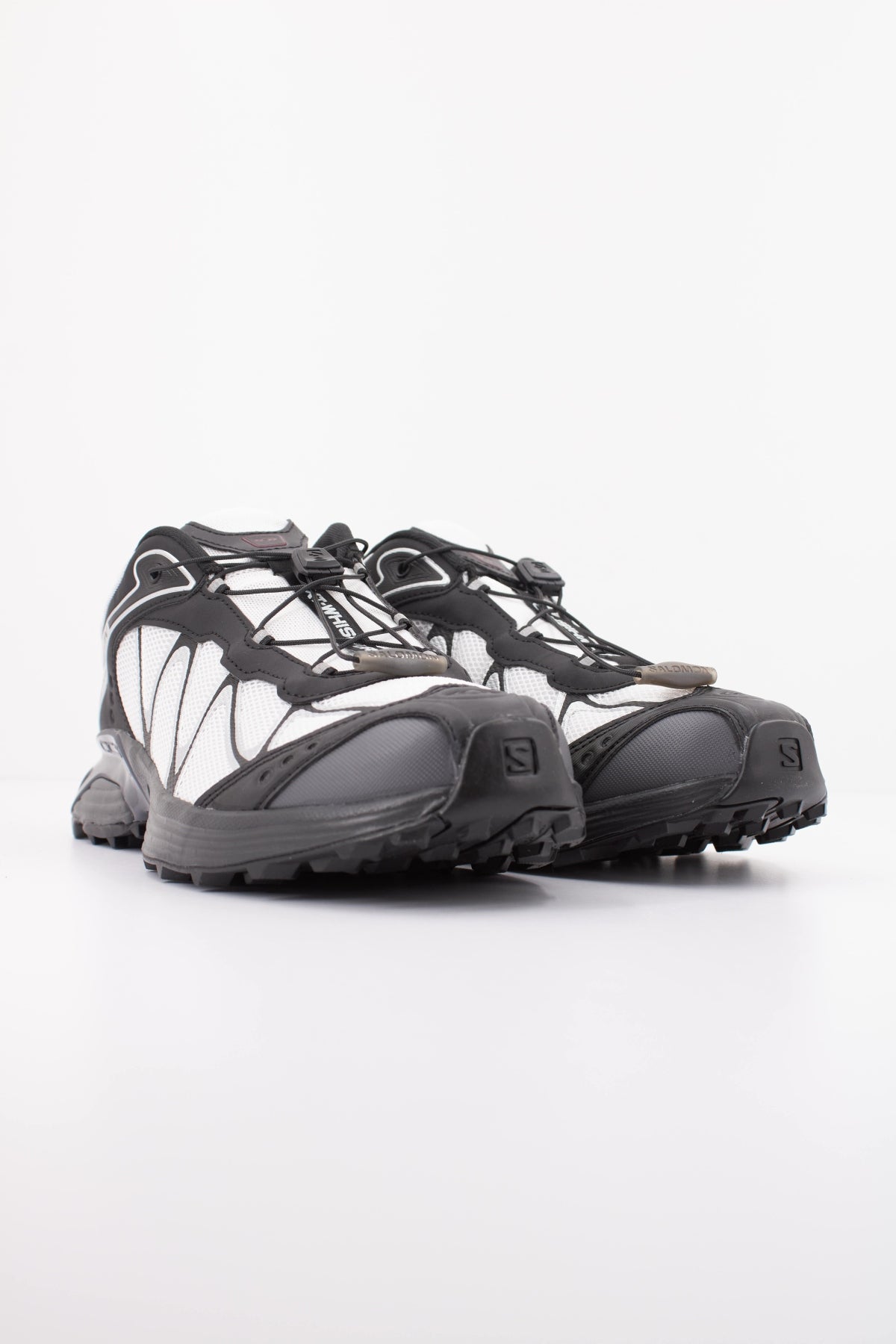 SALOMON XT WHISPER en color BLANCO  (2)