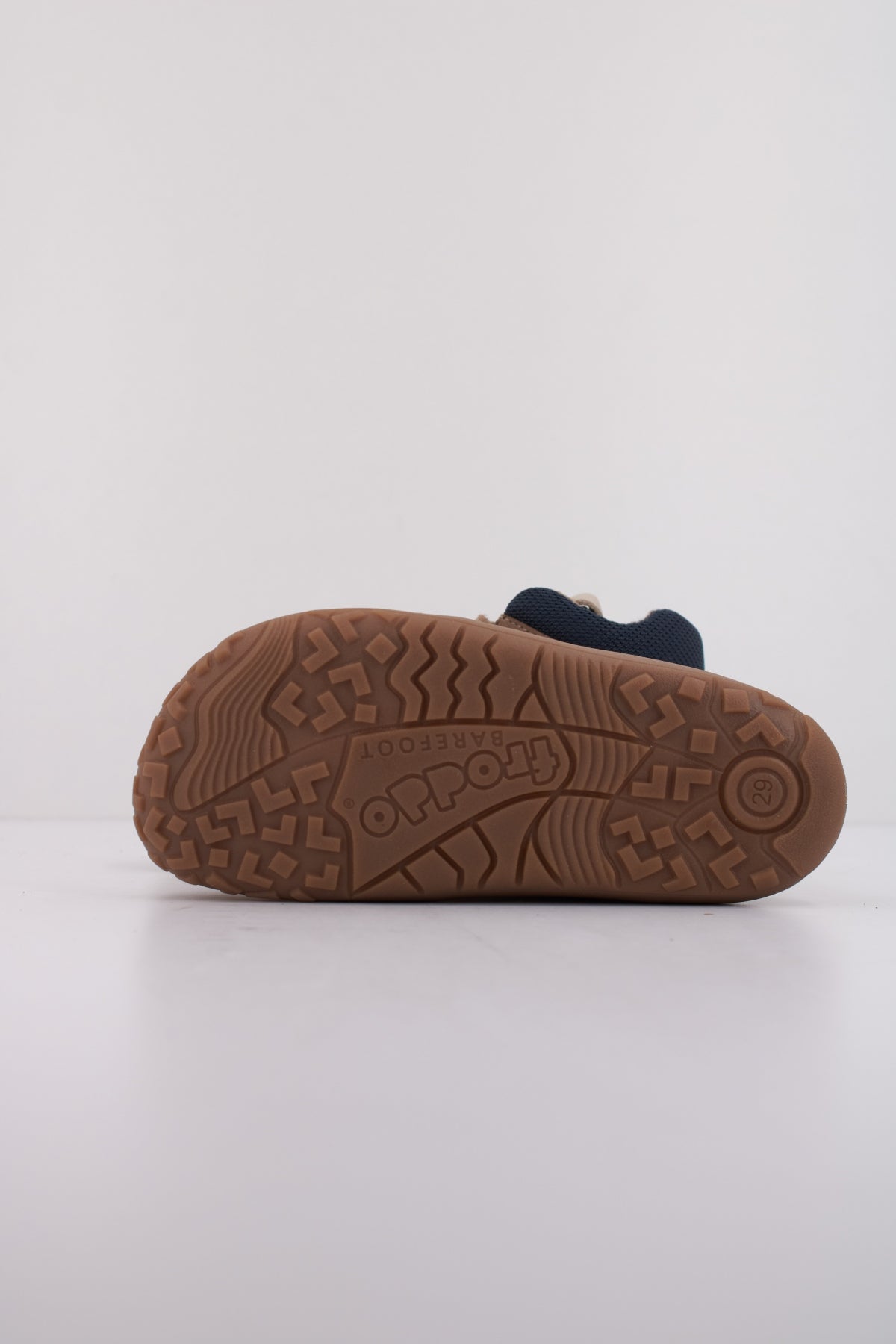 FRODDO G  en color MARRON CLARO  (5)