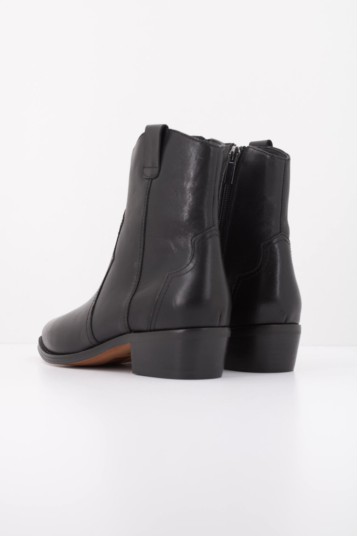 ANOTHER TREND   BOTIN SAGAR en color NEGRO  (4)
