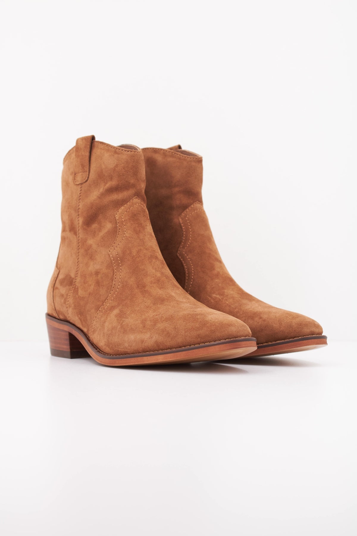 ANOTHER TREND   BOTIN BABY SILK en color MARRON CLARO  (2)