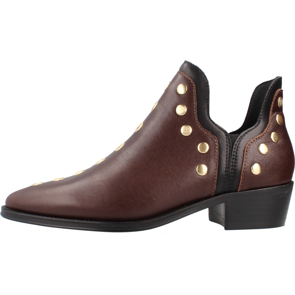 ANOTHER TREND   BOTIN CORVARA en color MARRON  (2)
