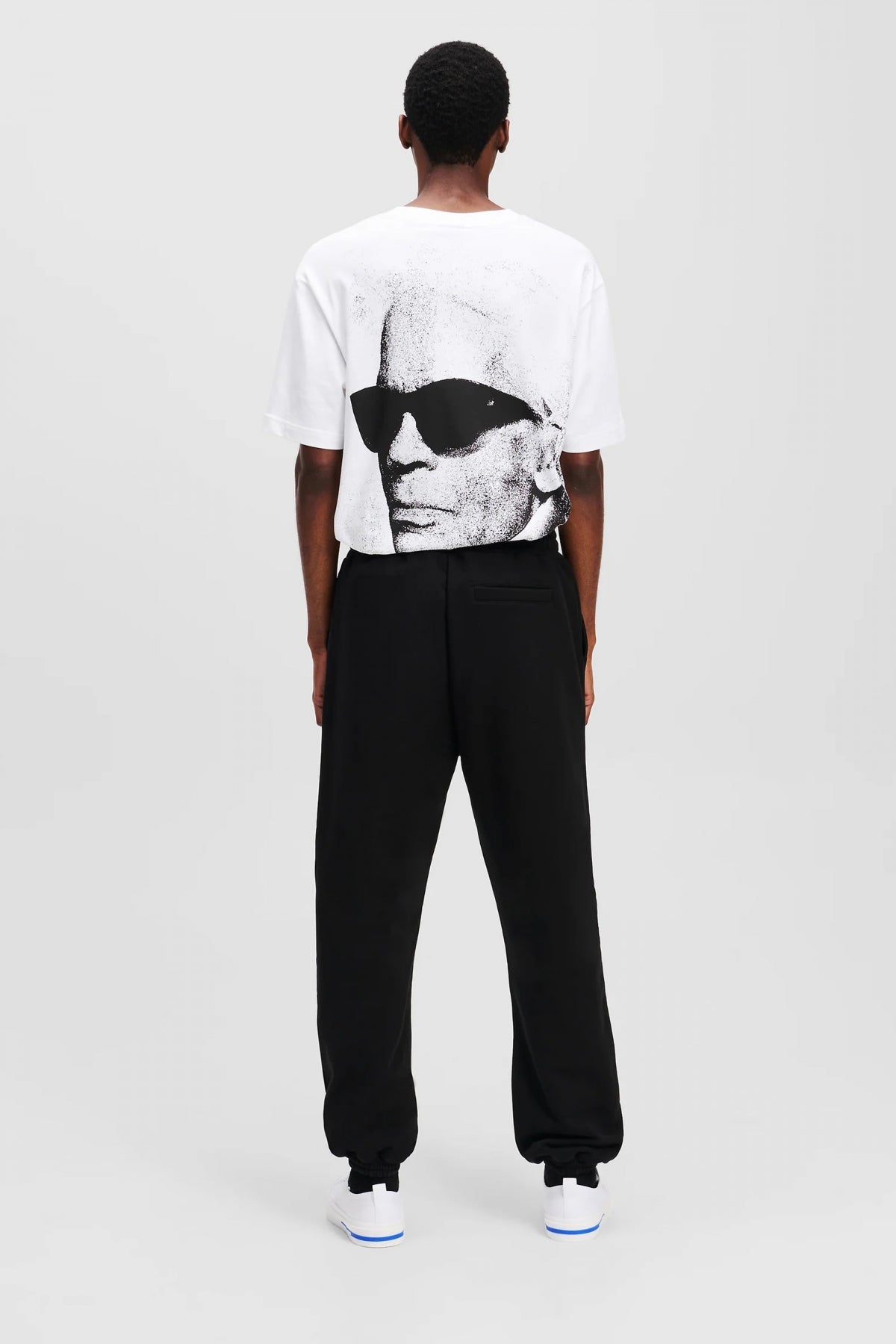 KARL LAGERFELD JEANS KLJ TEXT LOGO SLIM SWEATPA en color NEGRO  (3)