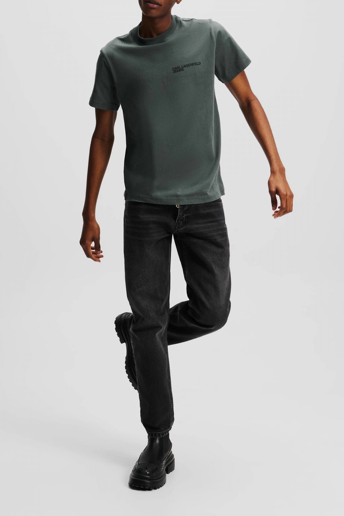 KARL LAGERFELD JEANS  KLJ SLIM SS TEE  en color VERDE  (4)