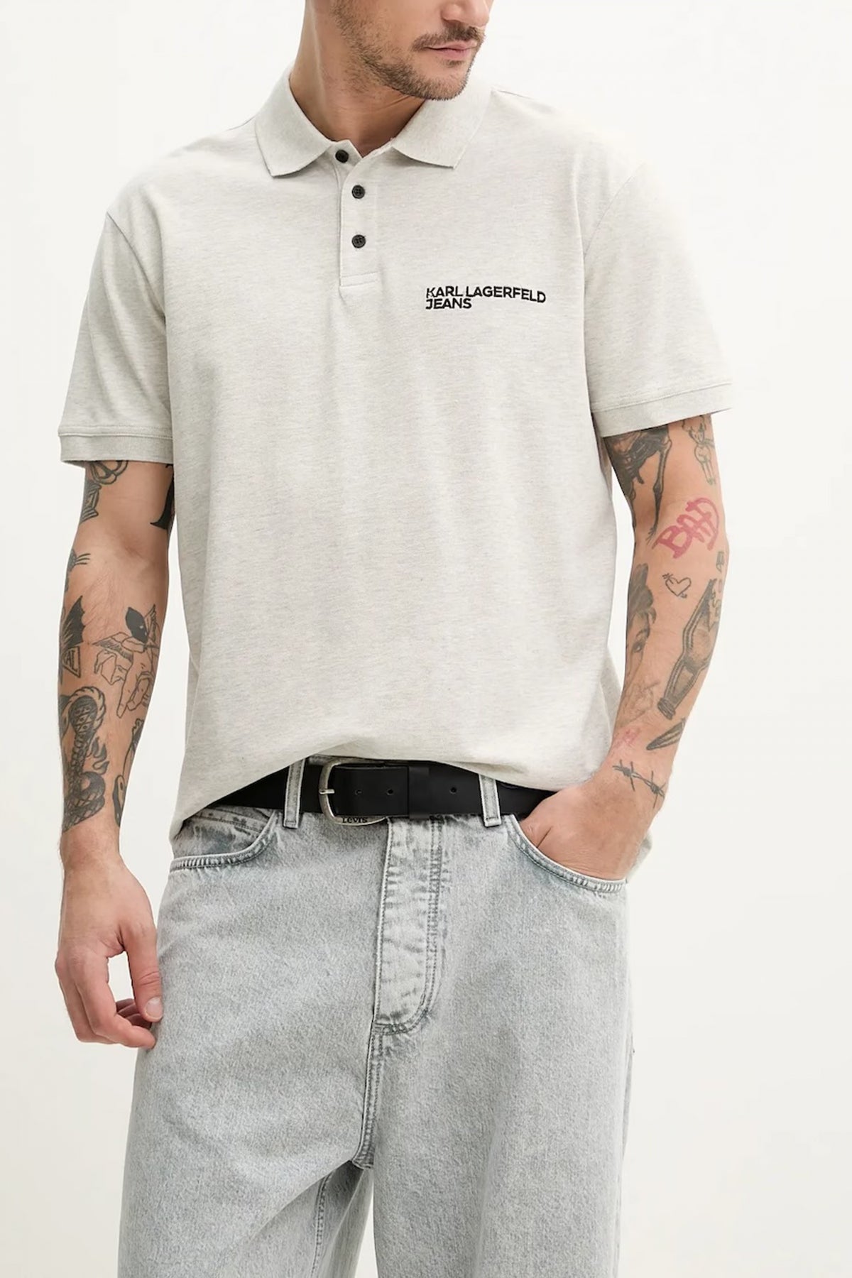 KARL LAGERFELD JEANS  KLJ REGULAR PIQUE POLO  en color BEIS  (1)