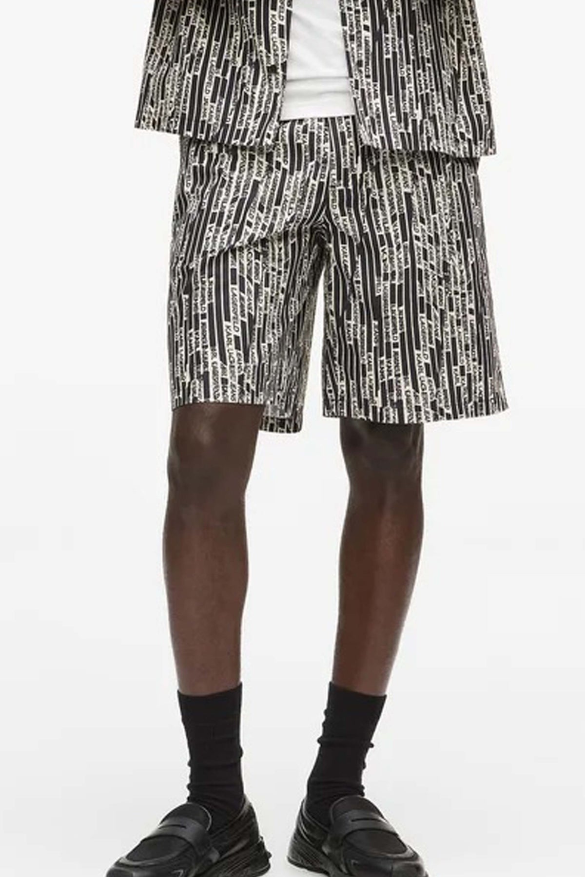 KARL LAGERFELD JEANS BM  en color NEGRO  (3)
