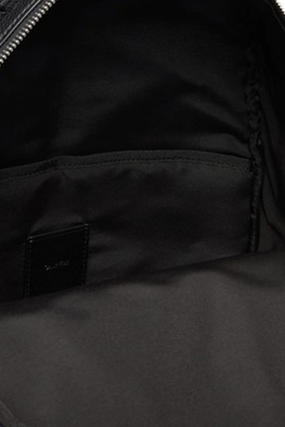 KARL LAGERFELD JEANS AM KLJ ESSENTIAL NYLON BP en color NEGRO  (3)