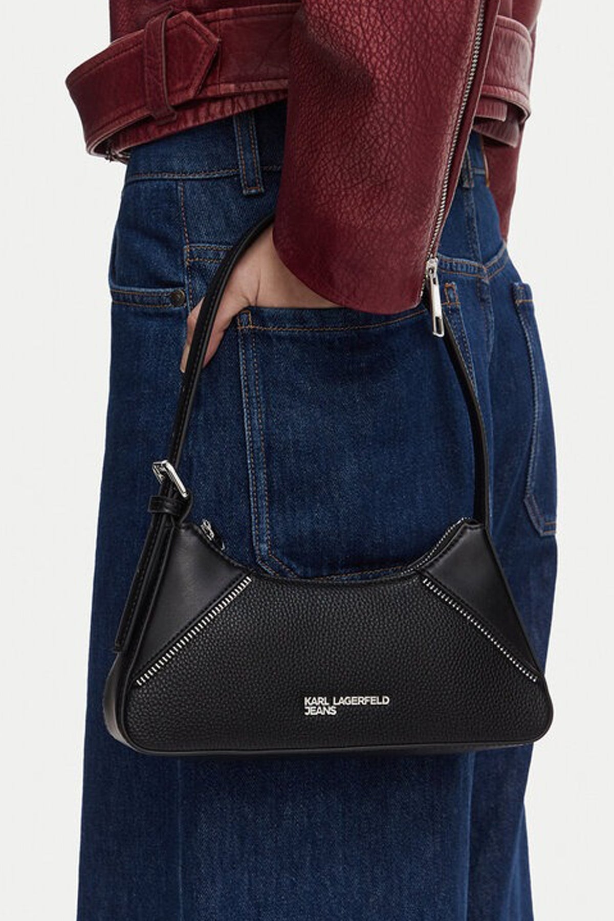KARL LAGERFELD JEANS BW KLJ REBEL EW SHOULDER BAG en color NEGRO  (3)