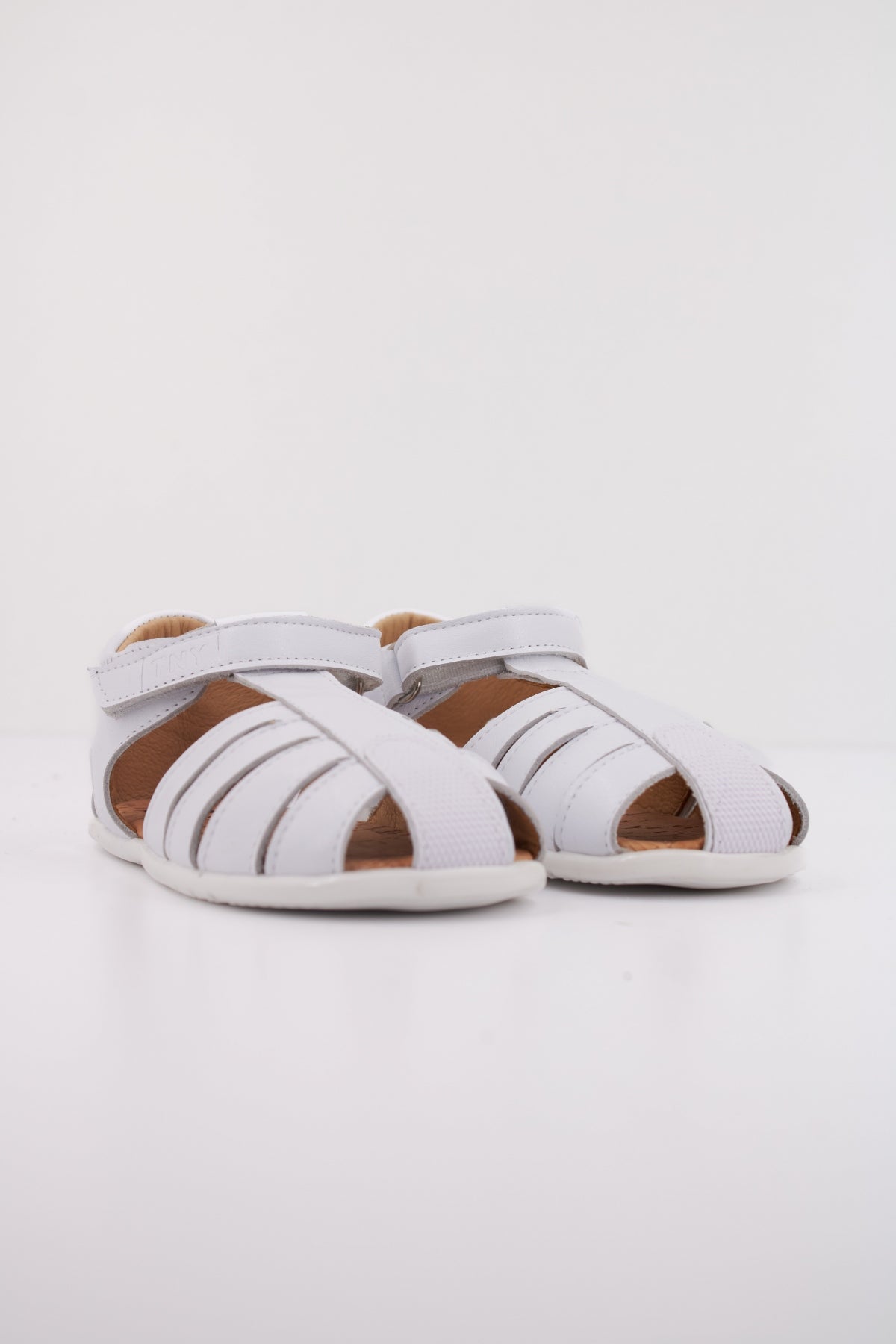 TINNY SHOES ARES  en color BLANCO  (2)