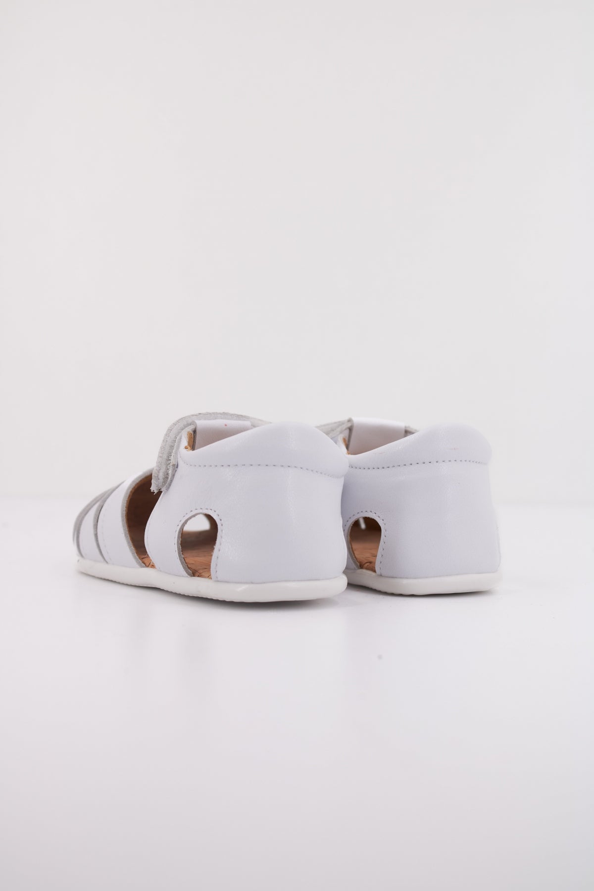 TINNY SHOES ARES  en color BLANCO  (4)