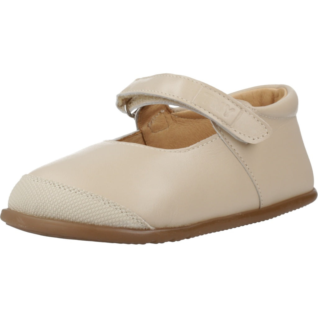 TINNY SHOES ATENEA  en color MARRON  (1)