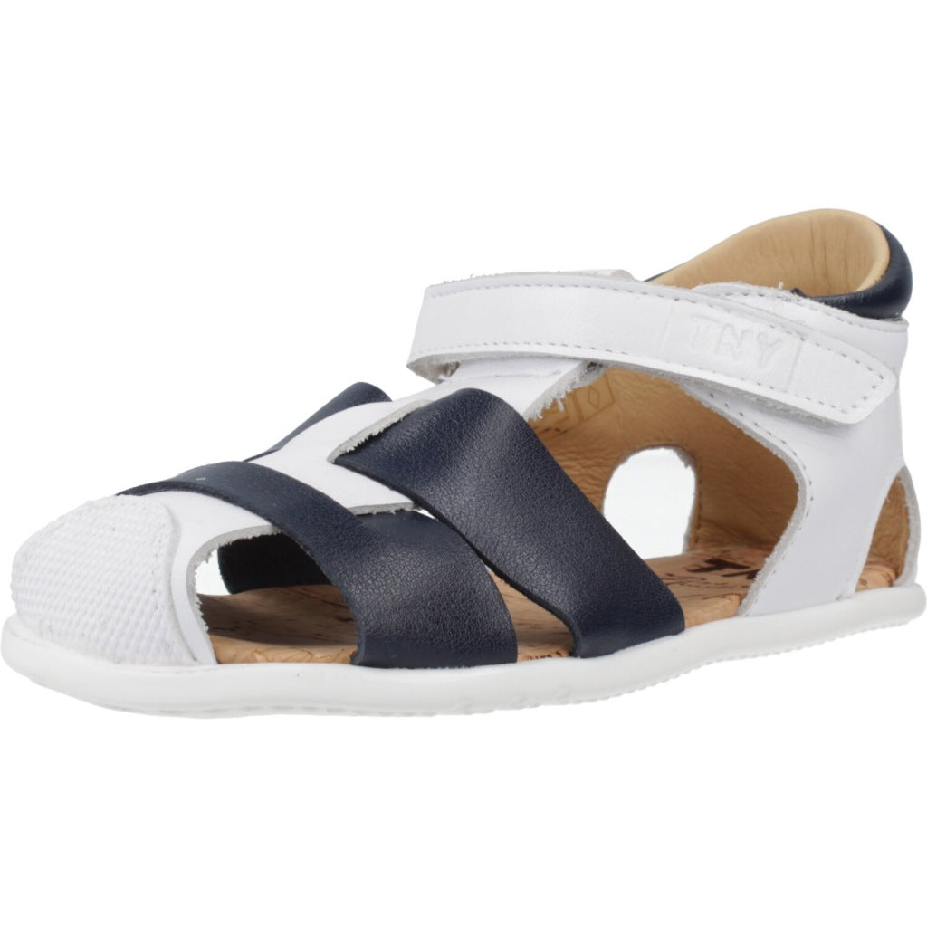 TINNY SHOES TRITON  en color BLANCO  (1)