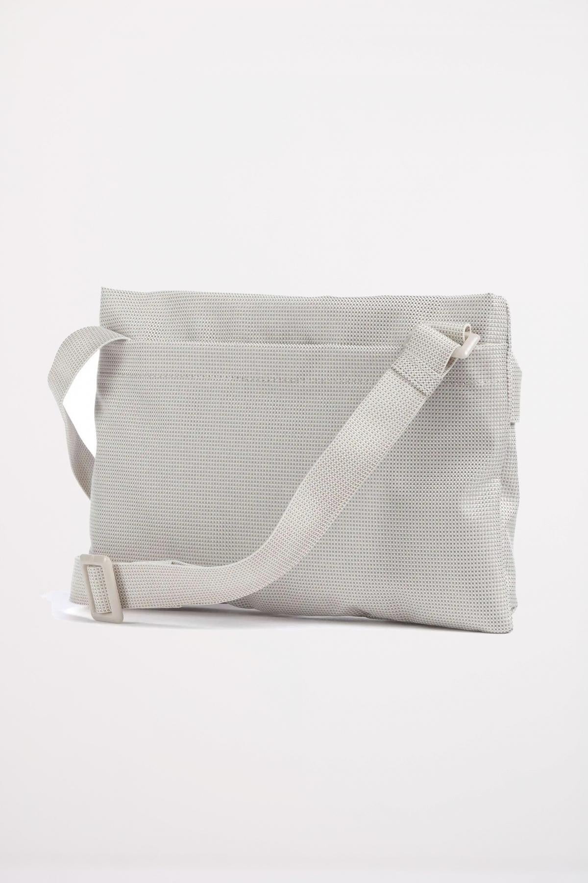 MANDARINA DUCK MD CROSSOVER en color BLANCO  (2)