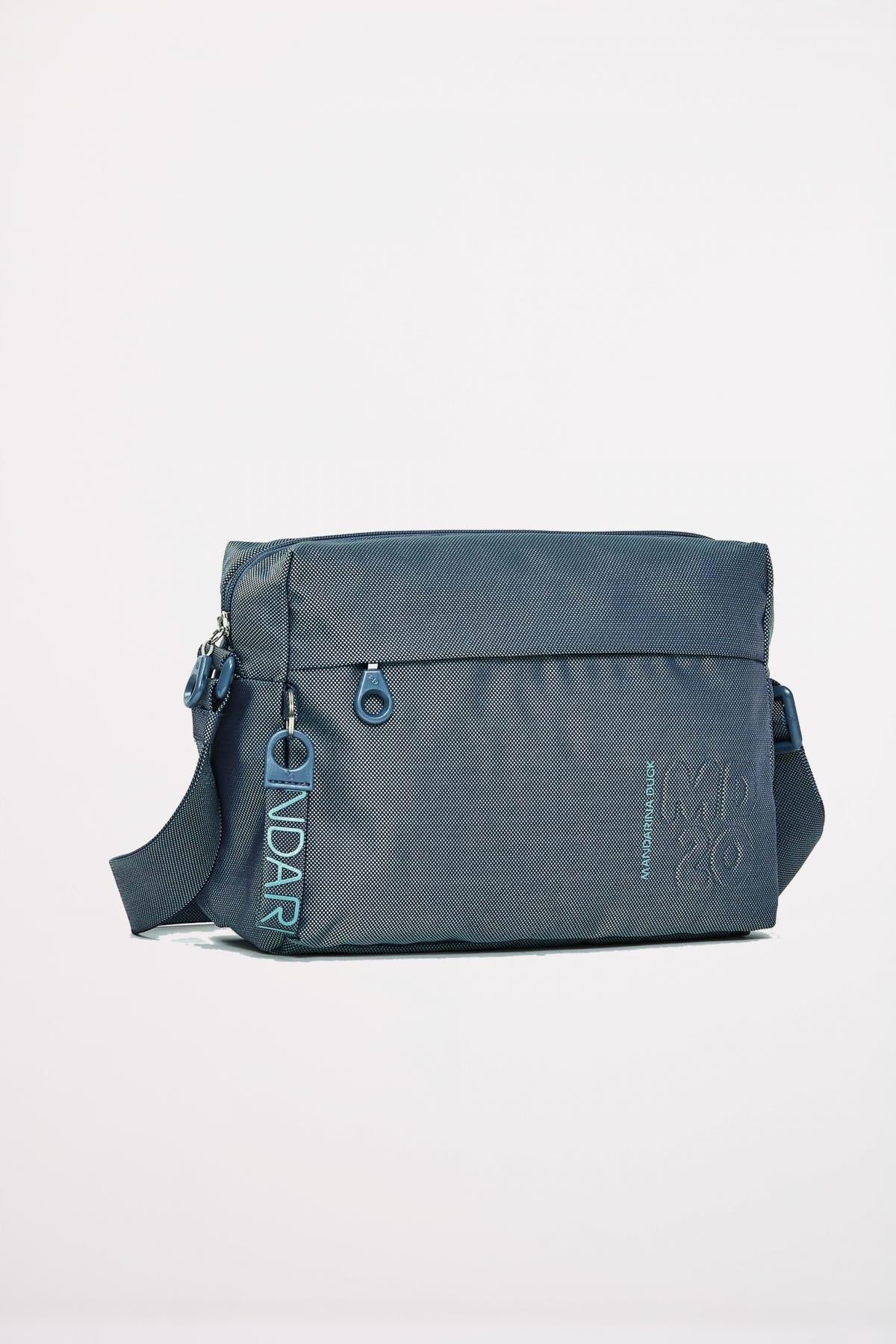 MANDARINA DUCK MD CROSSOVER en color AZUL  (2)