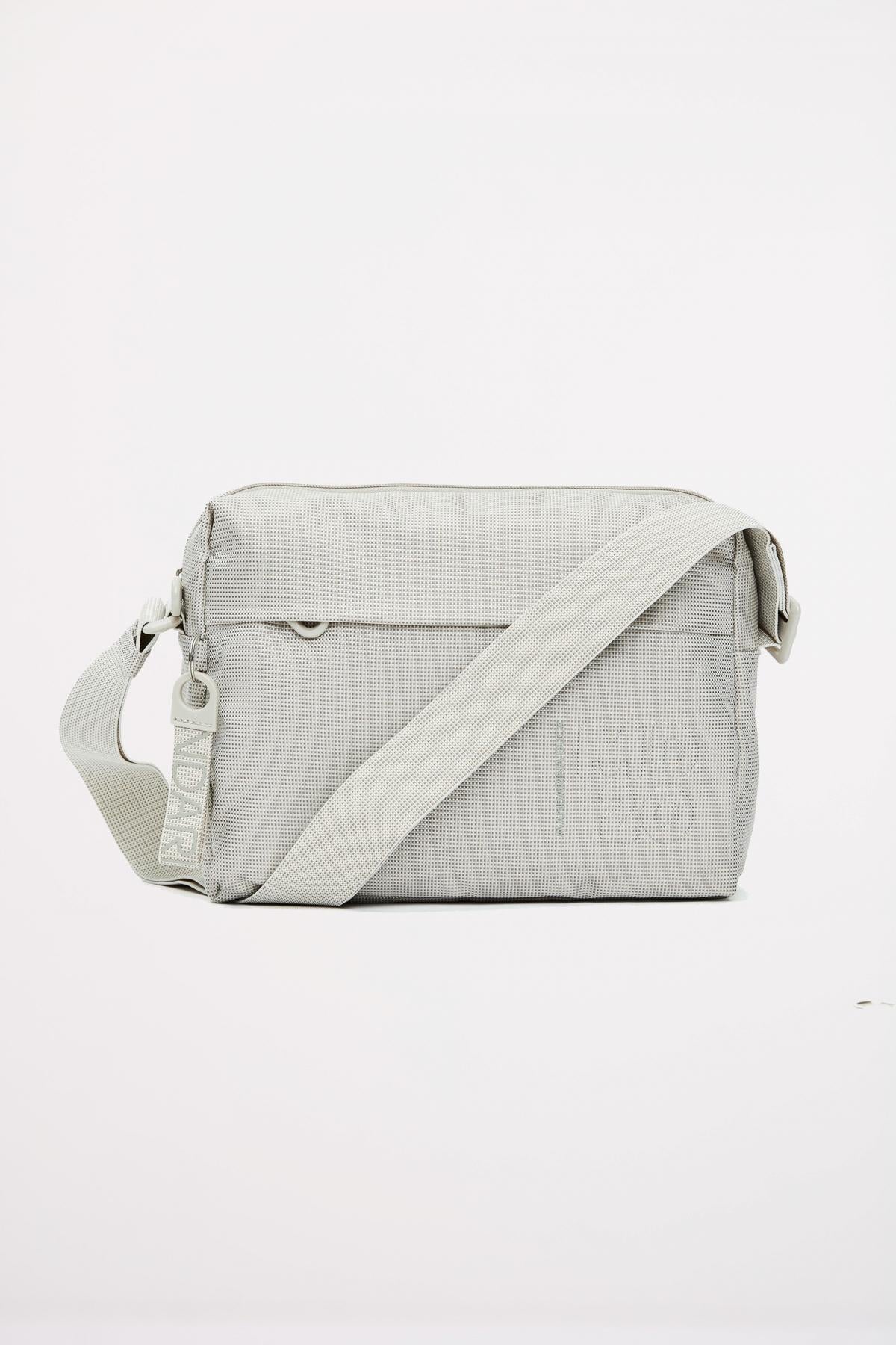 MANDARINA DUCK PQMTV MD CROSSOVER en color BLANCO  (1)
