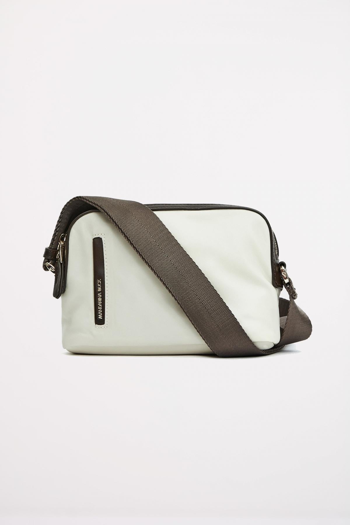MANDARINA DUCK HUNTER CROSSOVER en color BLANCO  (1)