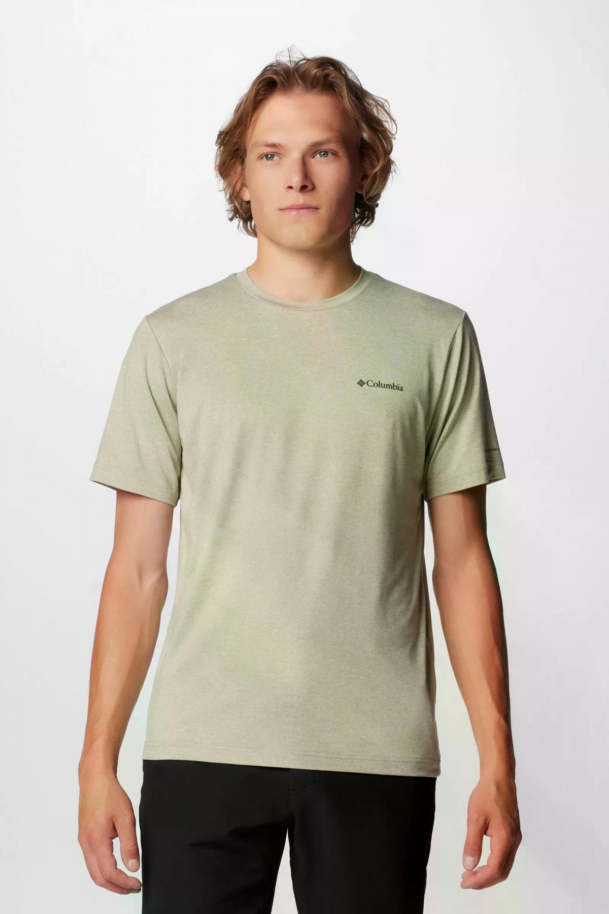 COLUMBIA TECH TRAIL CREW NECK II en color VERDE  (1)