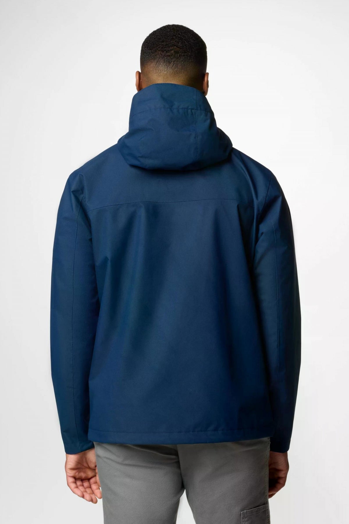 COLUMBIA HIKEBOUND II JACKET en color AZUL  (2)